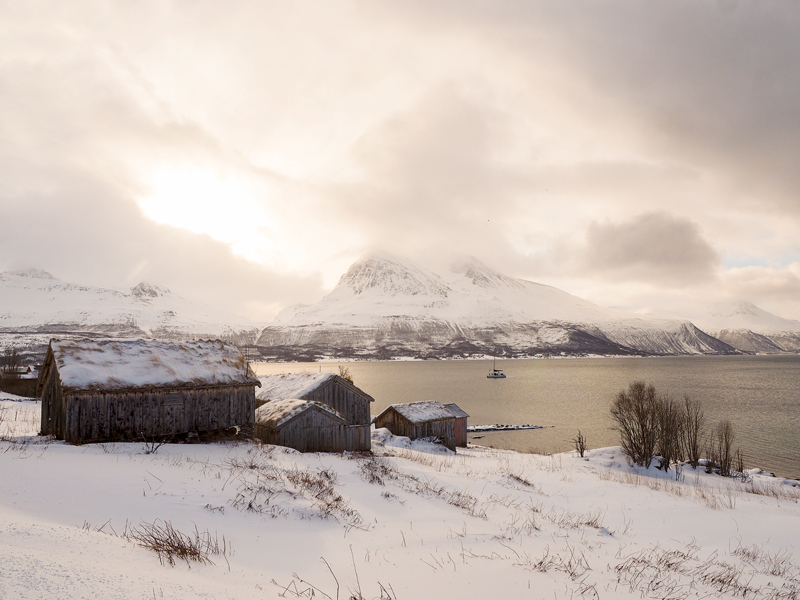 chneelandschaft in Tromso im Winter – Natur genießen beim Slow Travel