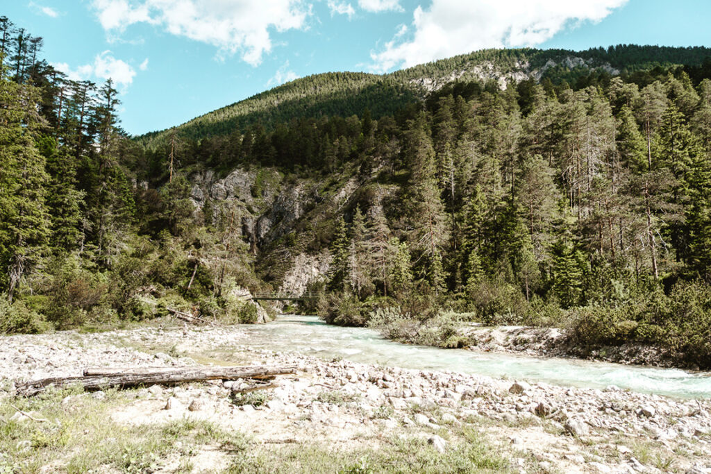 Wanderung entlang der Isar bei Scharnitz